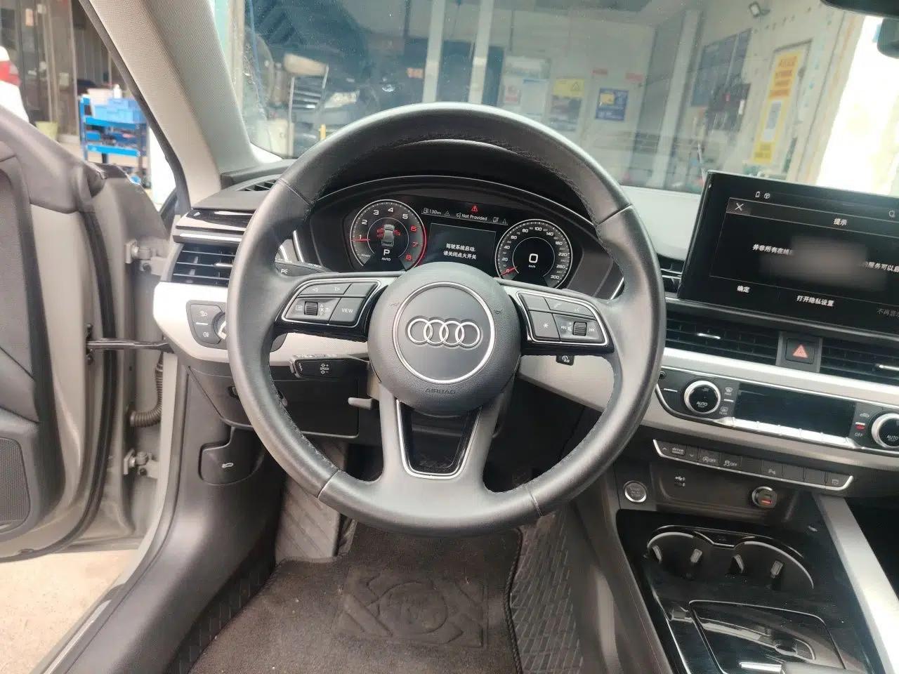 Audi A5 2022 Sportback 40 TFSI Fashionable and Dynamic Model — миниатюра 11