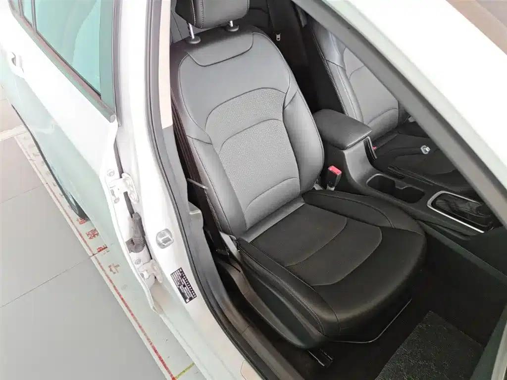 Chevrolet Cruze 2019 320 Automatic Comfort Edition — миниатюра 25