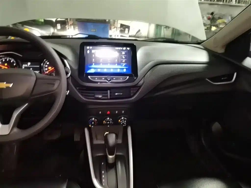 Chevrolet Cruze 2020 325T Automatic Comfort Edition — миниатюра 13