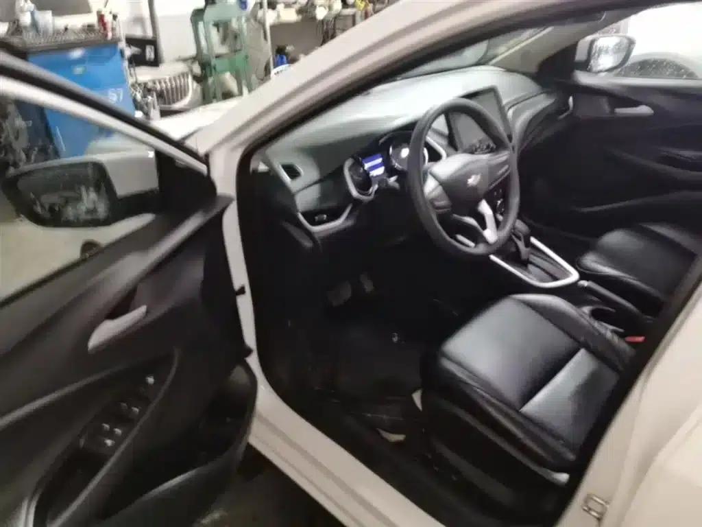 Chevrolet Cruze 2020 325T Automatic Comfort Edition — миниатюра 16