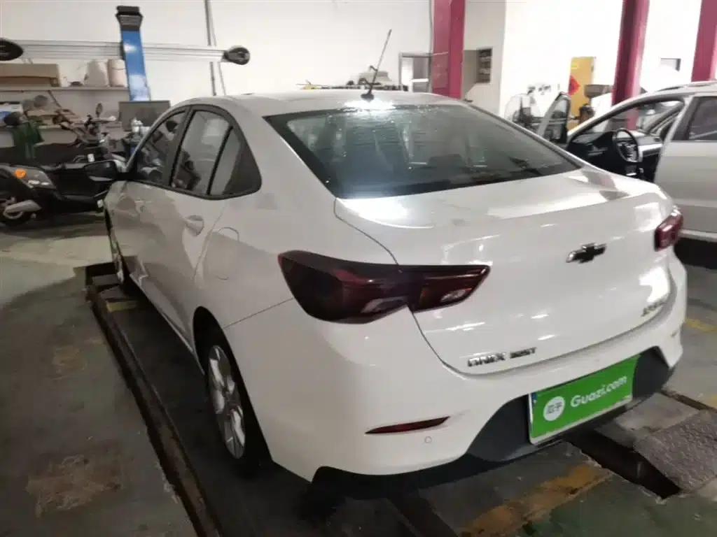 Chevrolet Cruze 2020 325T Automatic Comfort Edition — миниатюра 5