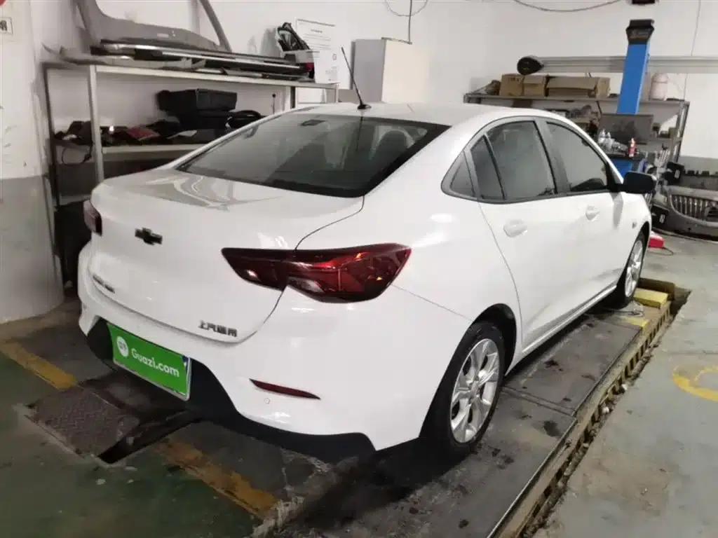 Chevrolet Cruze 2020 325T Automatic Comfort Edition — миниатюра 7