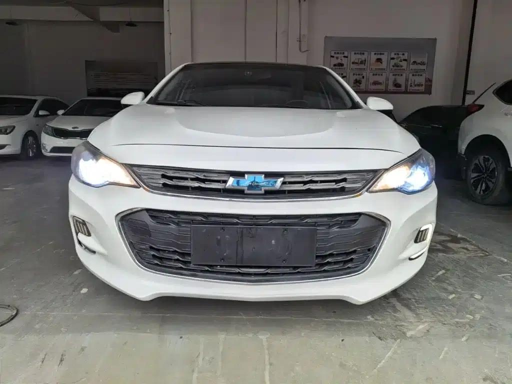 Chevrolet Cruze 2019 320 Automatic Sunroof Edition — миниатюра 3