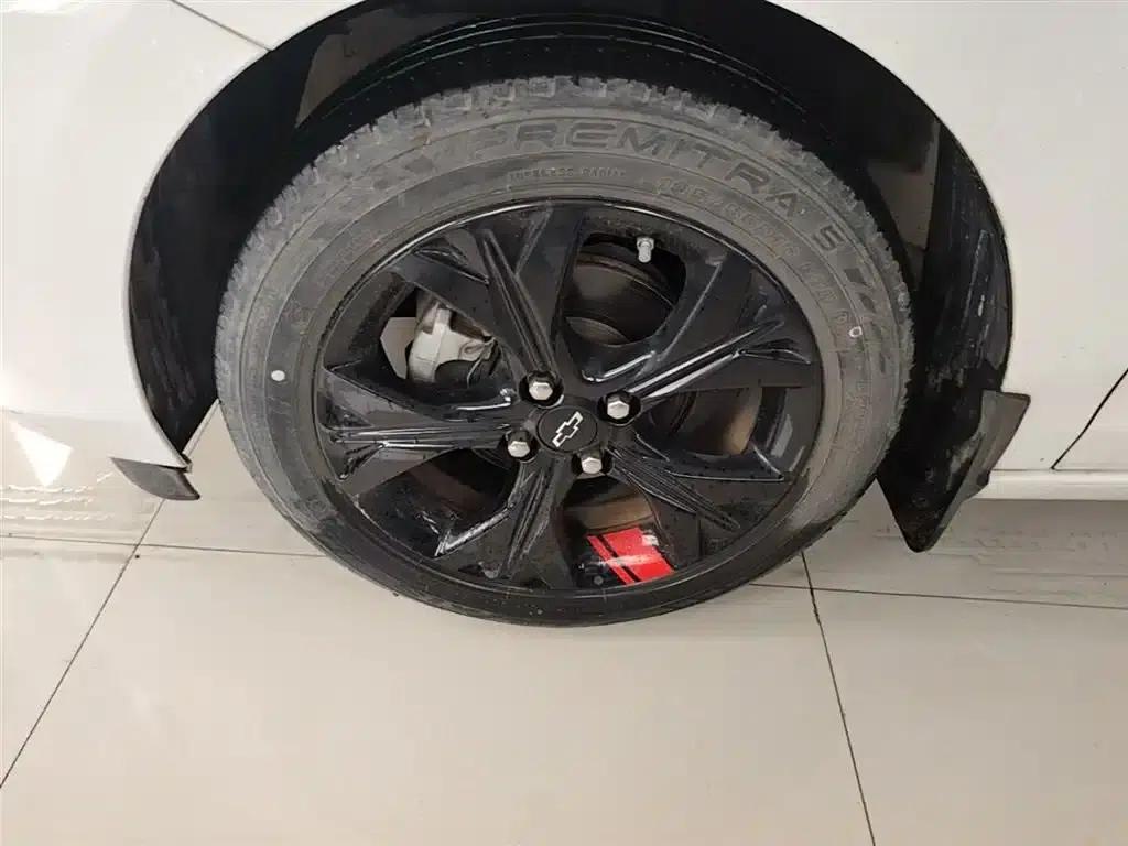 Chevrolet Cruze 2020 Facelift Redline 325T Automatic Premium Edition — миниатюра 23