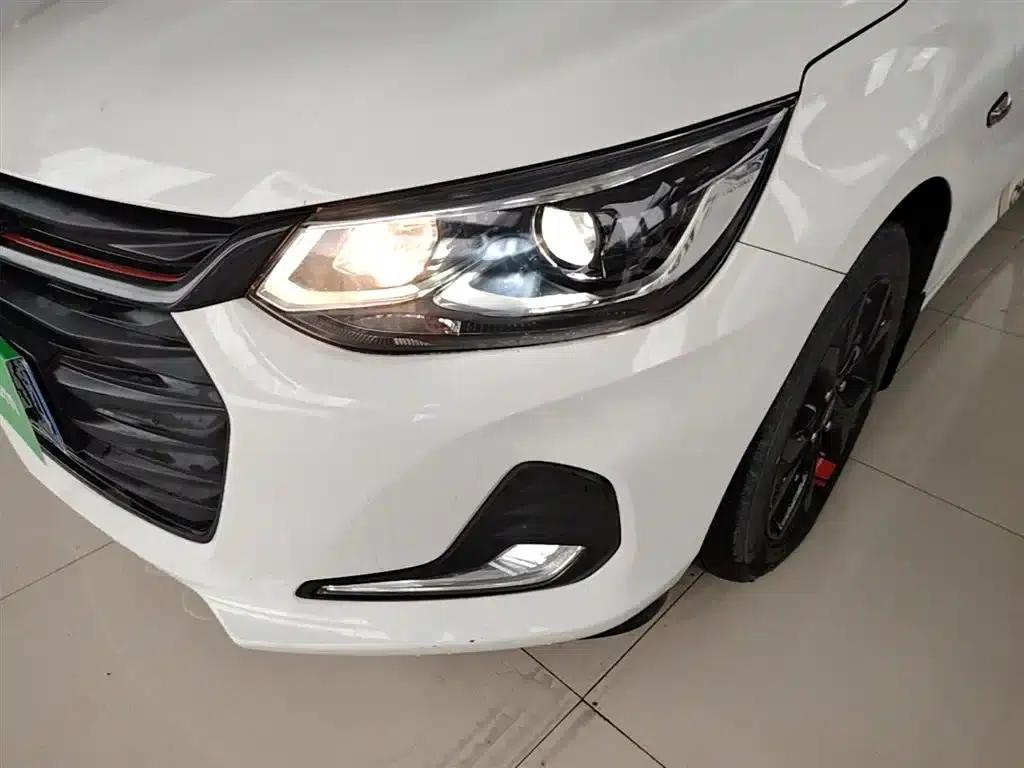 Chevrolet Cruze 2020 Facelift Redline 325T Automatic Premium Edition — миниатюра 24