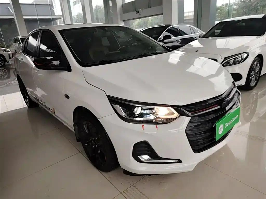 Chevrolet Cruze 2020 Facelift Redline 325T Automatic Premium Edition — миниатюра 4
