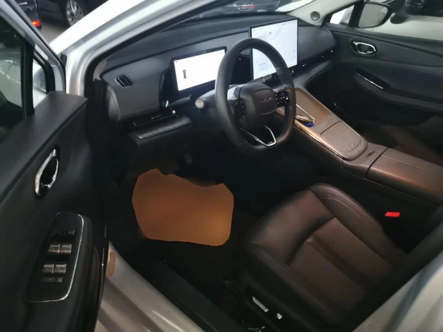 AION S MAX 2024 70 Star Edition 54.6 kWh — миниатюра 17