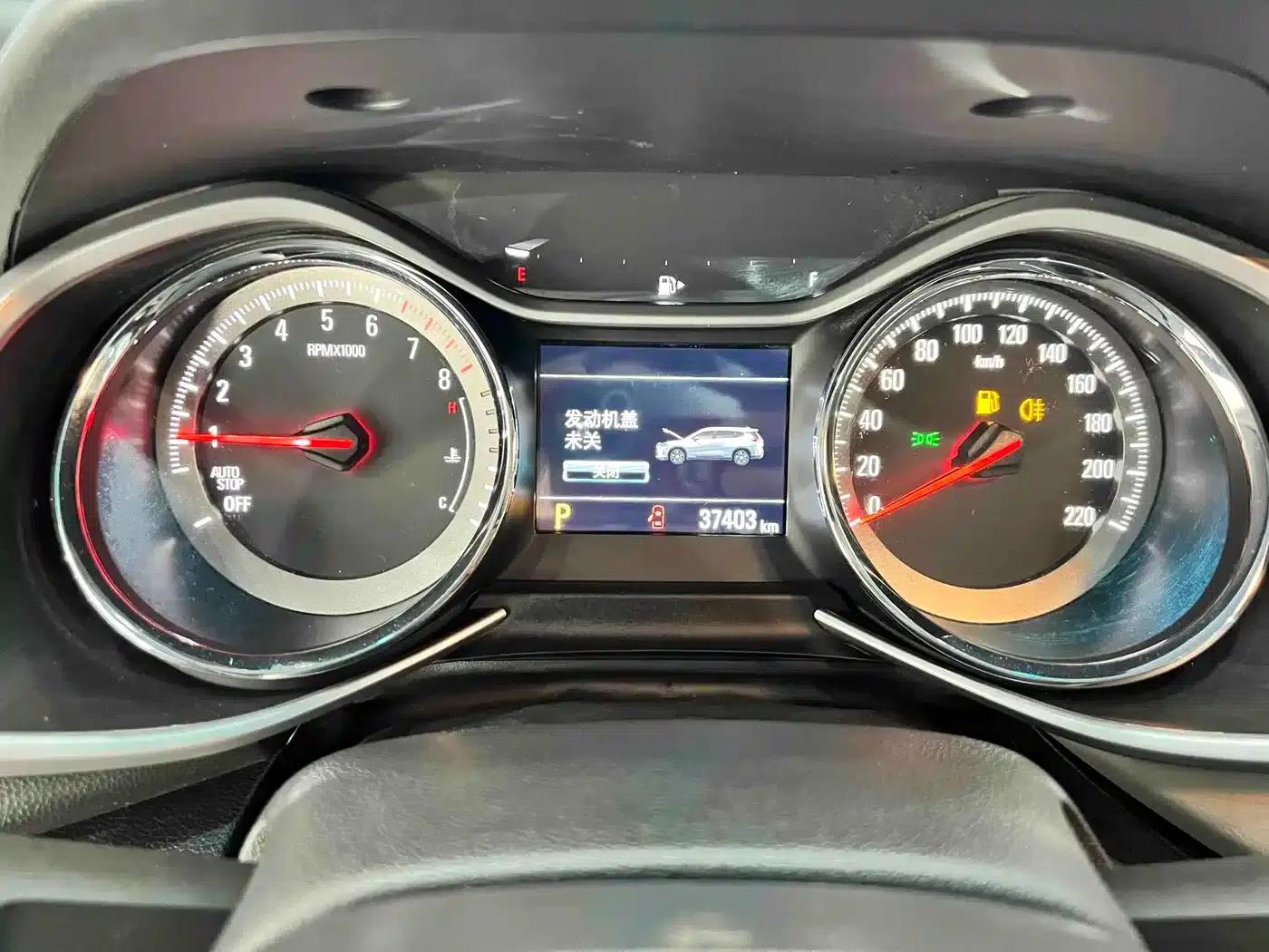 2020 Chevrolet Orlando Mild Hybrid 530T Automatic Enjoy Edition (5+2 models) — миниатюра 11