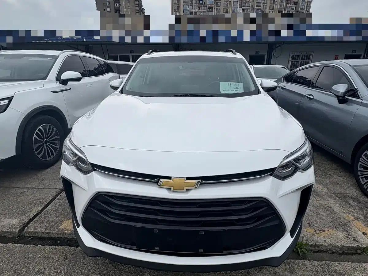 2019 Chevrolet Orlando 530T Automatic Mickey Mouse Custom Edition (5+2 models) China VI Emission Standard — миниатюра 2