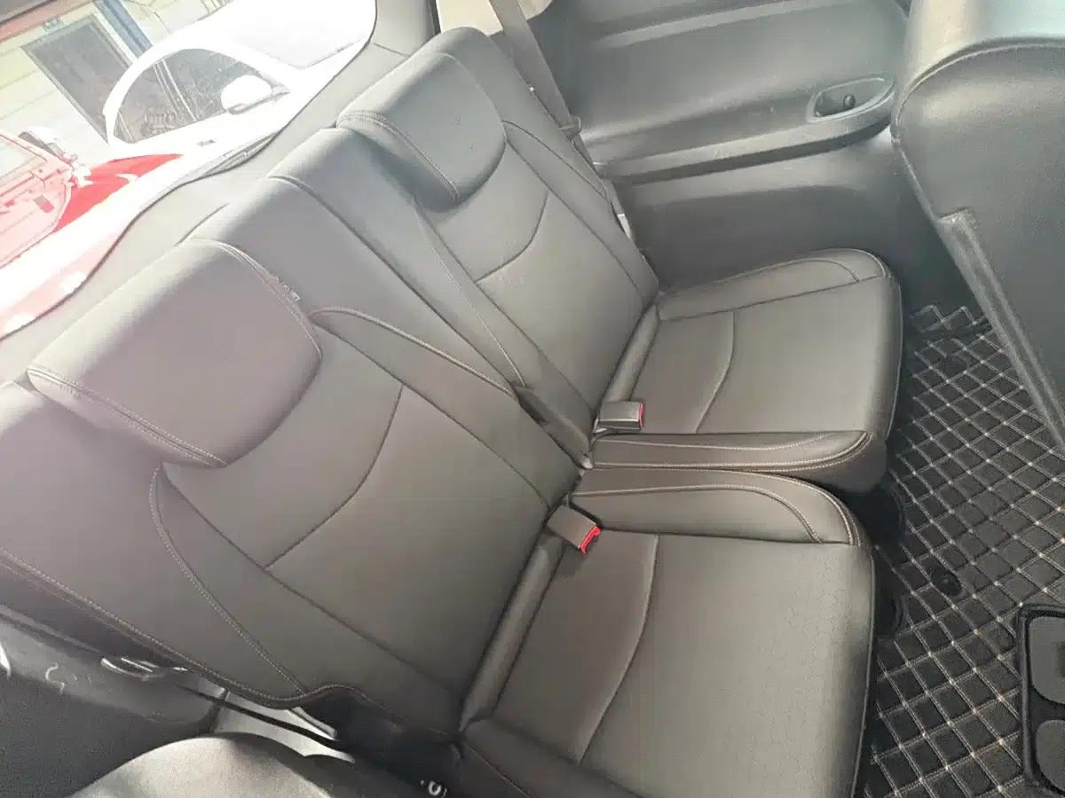 2019 Chevrolet Orlando 530T Automatic Mickey Mouse Custom Edition (5+2 models) China VI Emission Standard — миниатюра 14