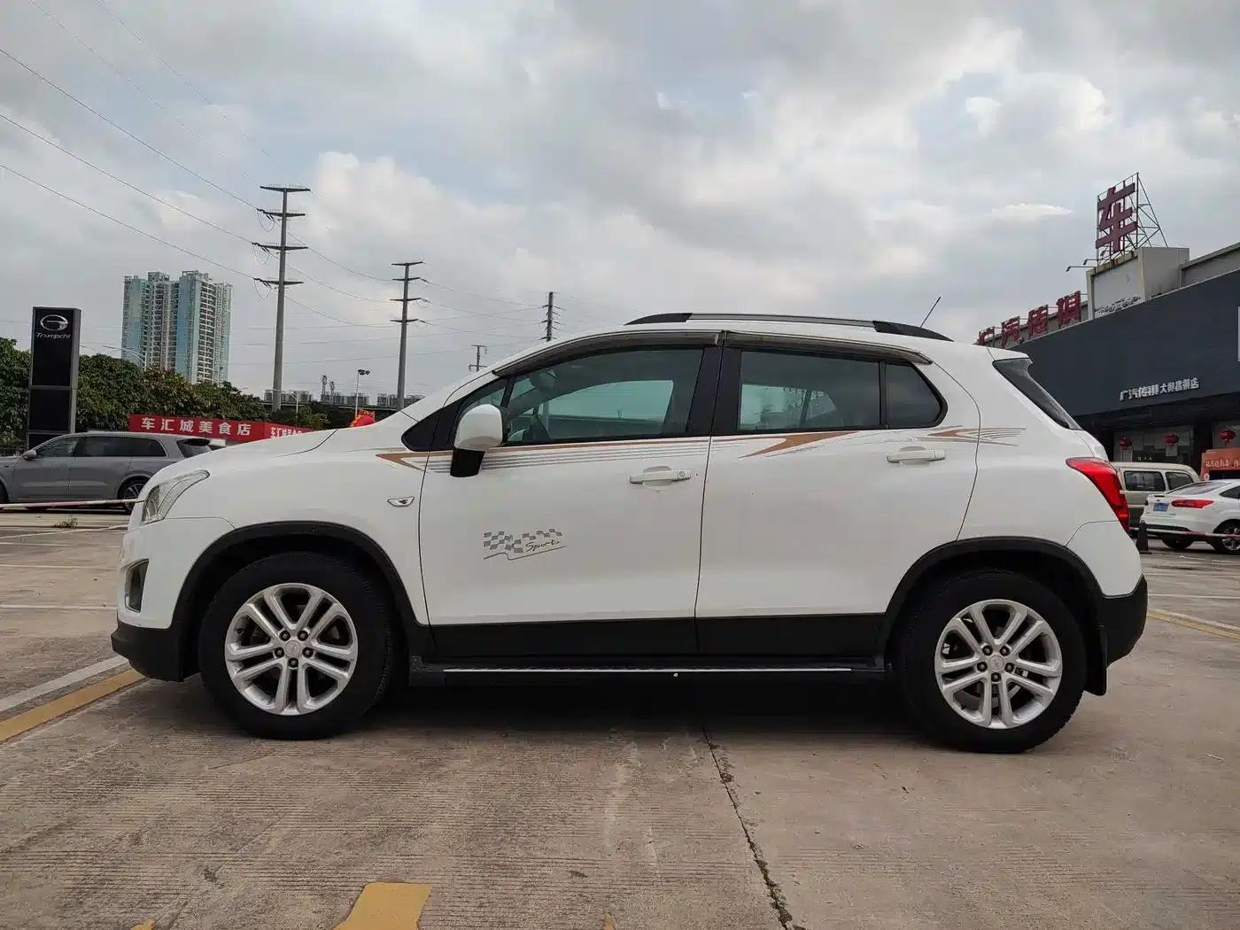 Chevrolet Trax 2016 1.4T Manual 2WD Comfort Sunroof Edition — миниатюра 7