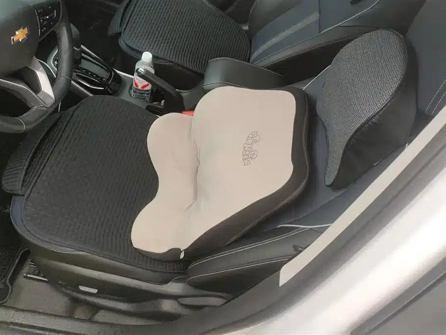Chevrolet Trax 2021 325T Automatic Fun Edition (National VI Emission Standard) — миниатюра 9