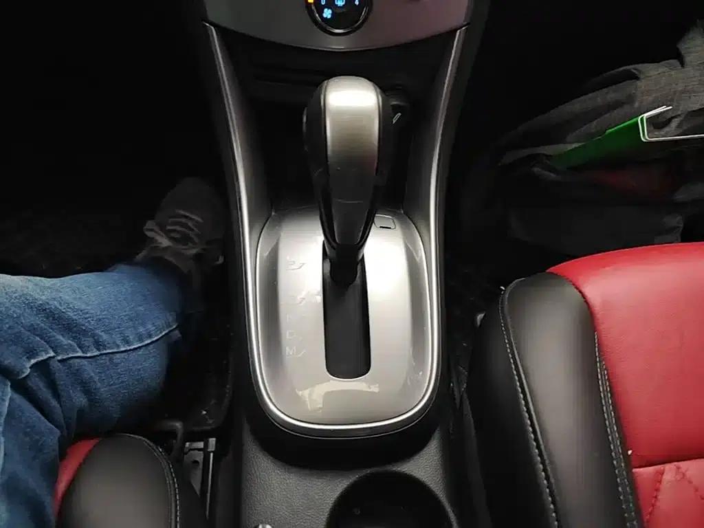 Chevrolet Trax 2014 1.4T Automatic 2WD Luxury — миниатюра 14
