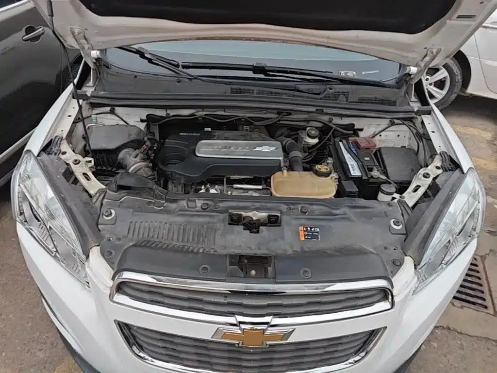 Chevrolet Trax 2016 1.4T Automatic 2WD Comfort Sunroof Edition — миниатюра 20