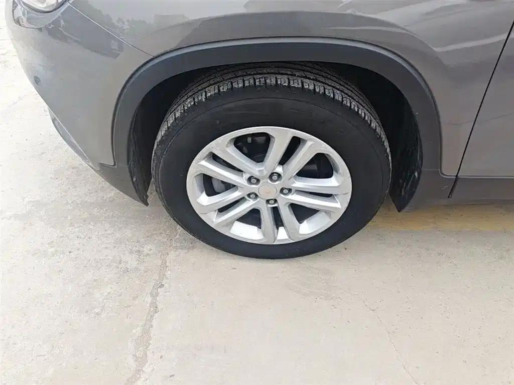 Chevrolet Trax 2018 330T Automatic 2WD Elite — миниатюра 23