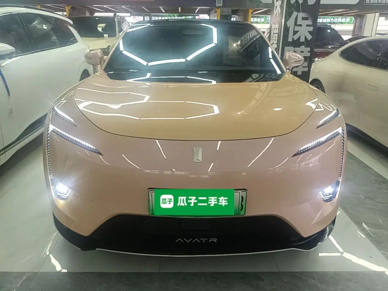 Avatr 11 2024 630 Rear-Wheel Drive Edition with Three Lasers — миниатюра 2