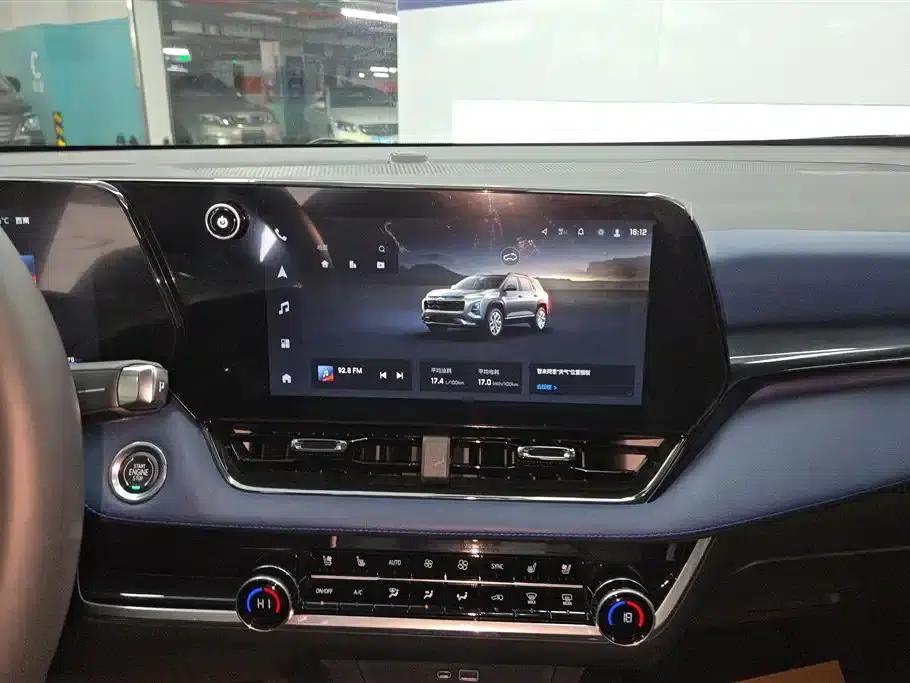 2024 Chevrolet Equinox Plus 102km RS Ultimate Edition — миниатюра 13