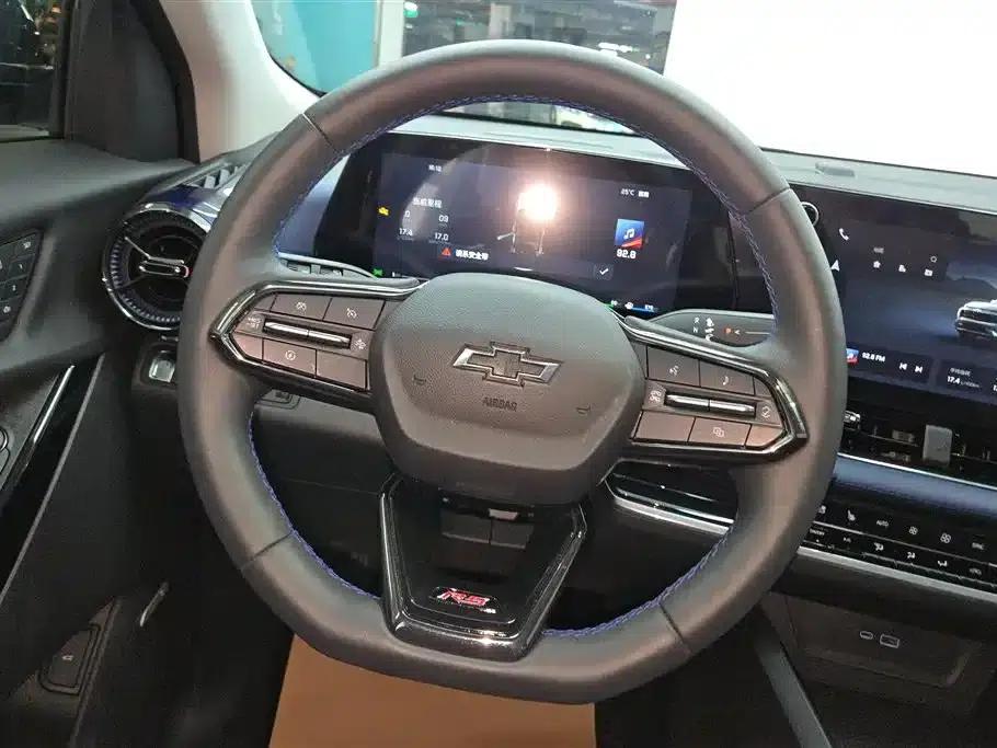 2024 Chevrolet Equinox Plus 102km RS Ultimate Edition — миниатюра 15