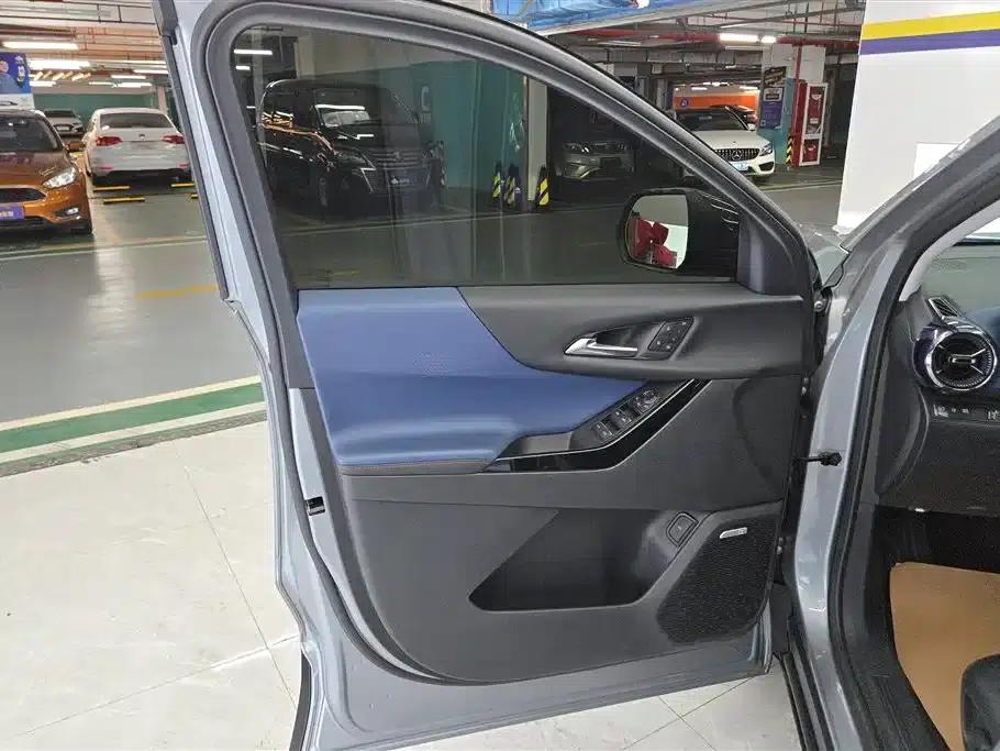 2024 Chevrolet Equinox Plus 102km RS Ultimate Edition — миниатюра 7