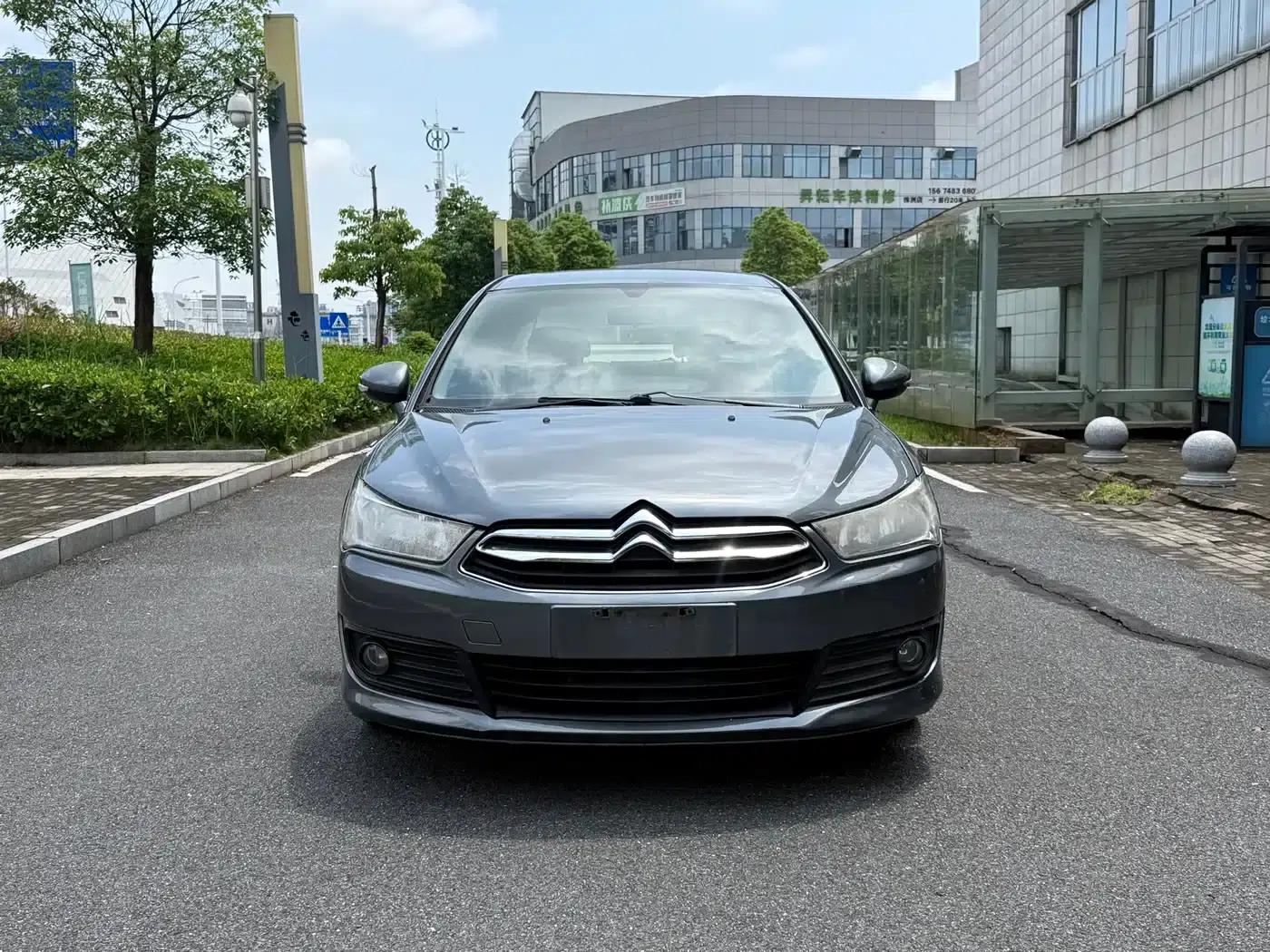 Sega 2014 VTS Edition 1.6L Automatic Premium Model — миниатюра 2
