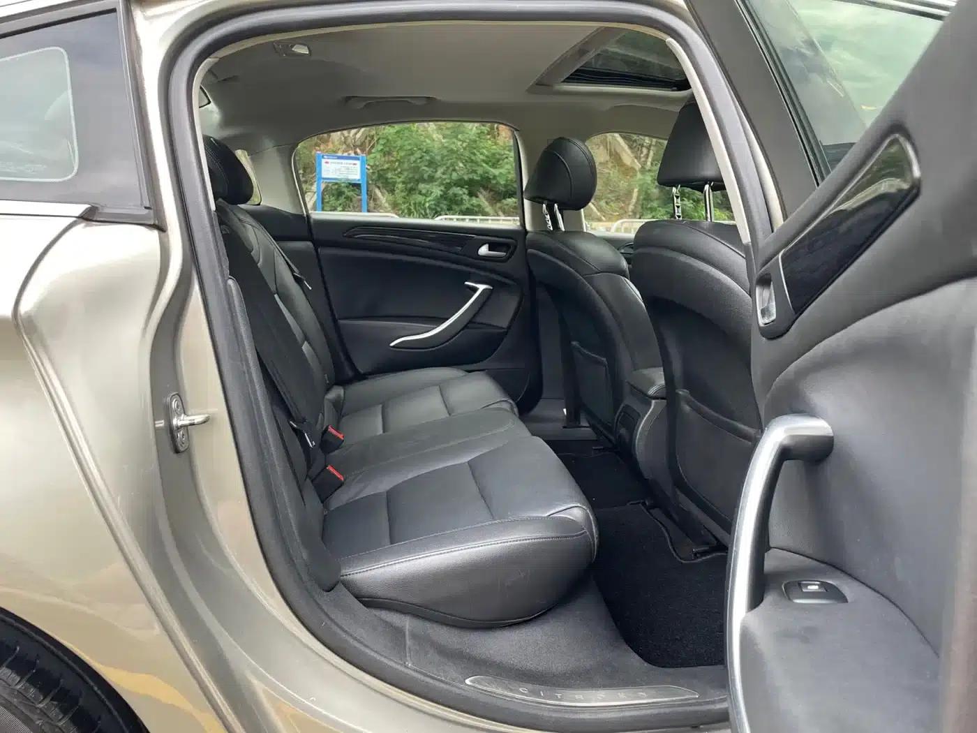 Citroën C5 2013 2.0L Automatic Premium Edition — миниатюра 16