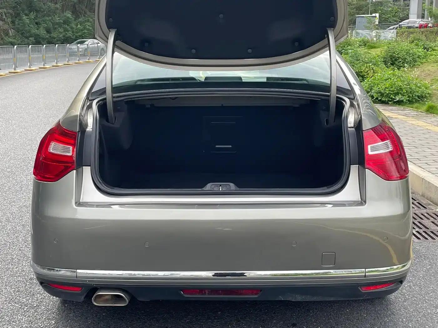 Citroën C5 2013 2.0L Automatic Premium Edition — миниатюра 19