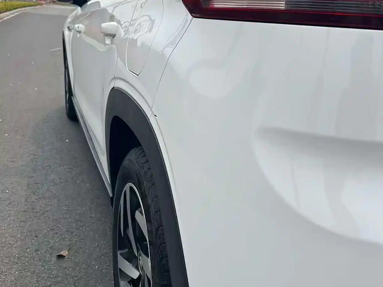 Citroën C3-XR 2015 1.6L Manual Pioneer Edition — миниатюра 17