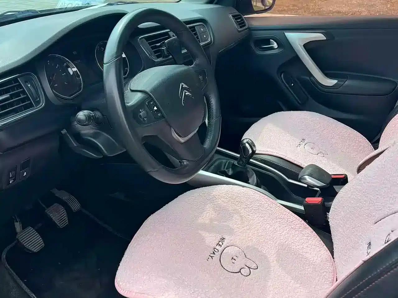 Citroën C3-XR 2015 1.6L Manual Pioneer Edition — миниатюра 7
