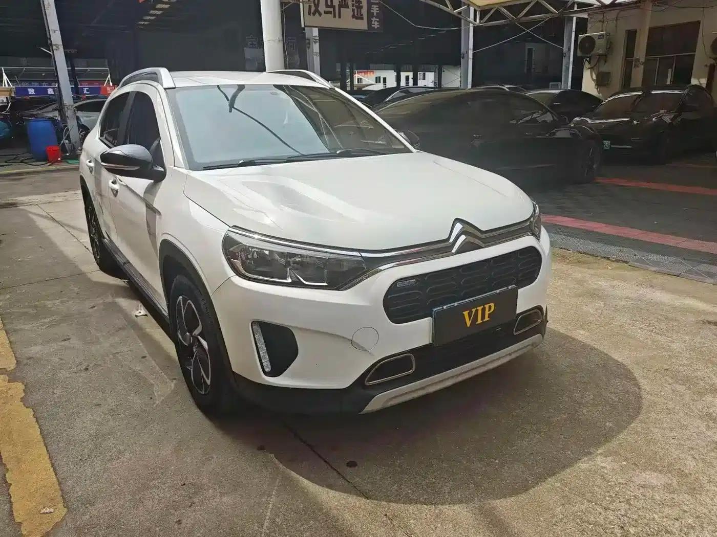 Citroën C3-XR 2019 230THP DCT Premium Edition — миниатюра 2