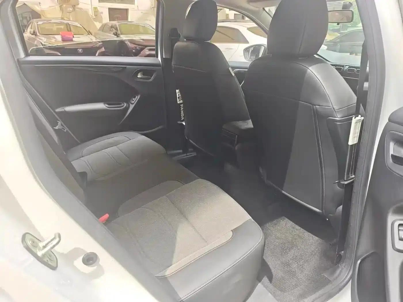 Citroën C3-XR 2019 230THP DCT Premium Edition — миниатюра 3