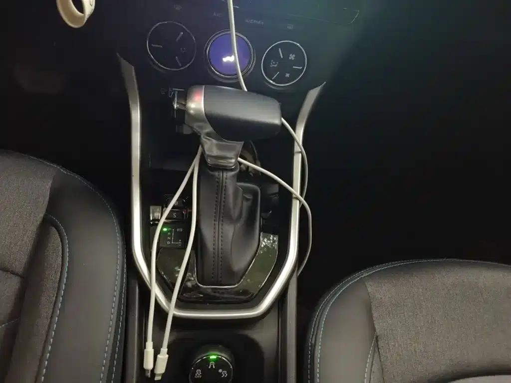 Citroën C3-XR 2021 190THP DCT Premium Edition — миниатюра 11