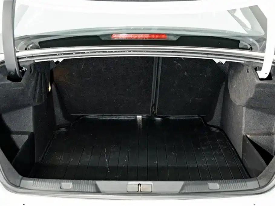 Citroën C4L 2016 1.2T Automatic Elite — миниатюра 23