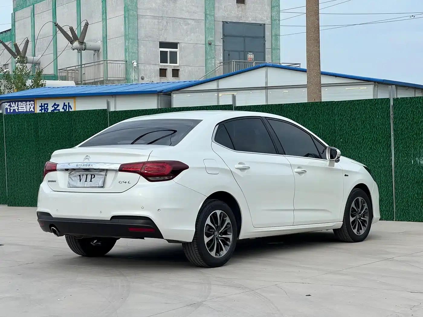 Citroën C4L 2016 1.2T Automatic Elite — миниатюра 13