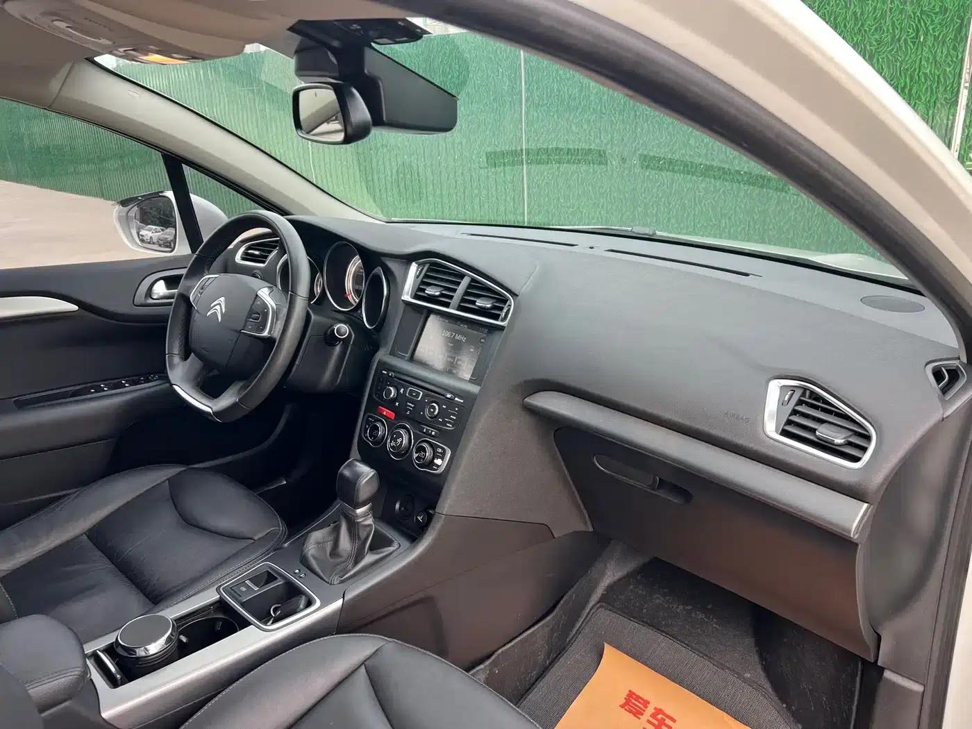 Citroën C4L 2016 1.2T Automatic Elite — миниатюра 15