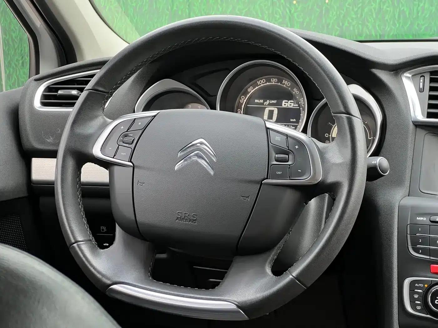 Citroën C4L 2016 1.2T Automatic Elite — миниатюра 18