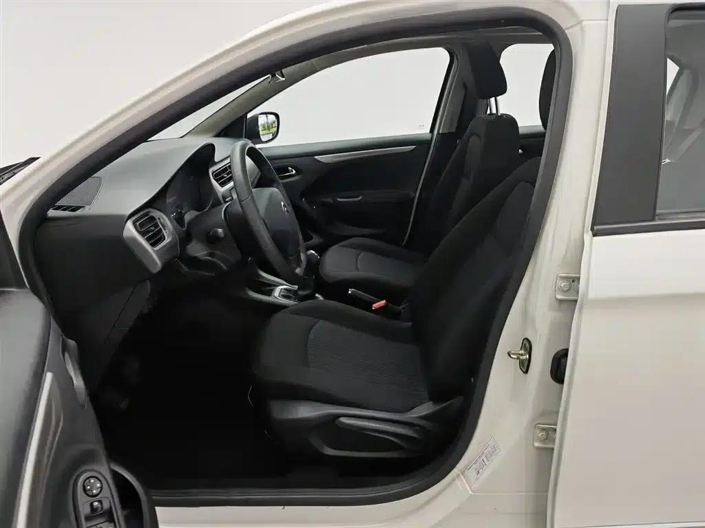 2015 Citroën Elysee Premium Edition 1.6L Manual Comfort — миниатюра 10