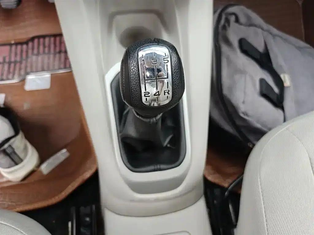 2016 Citroën Elysee 1.6L Manual Fashion Edition — миниатюра 14