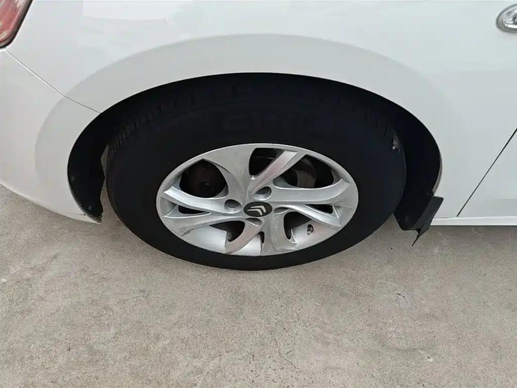 2016 Citroën Elysee 1.6L Manual Fashion Edition — миниатюра 23