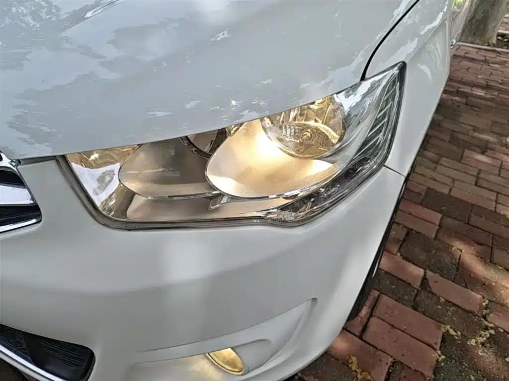 2016 Citroën Elysee 1.6L Automatic Comfort — миниатюра 24