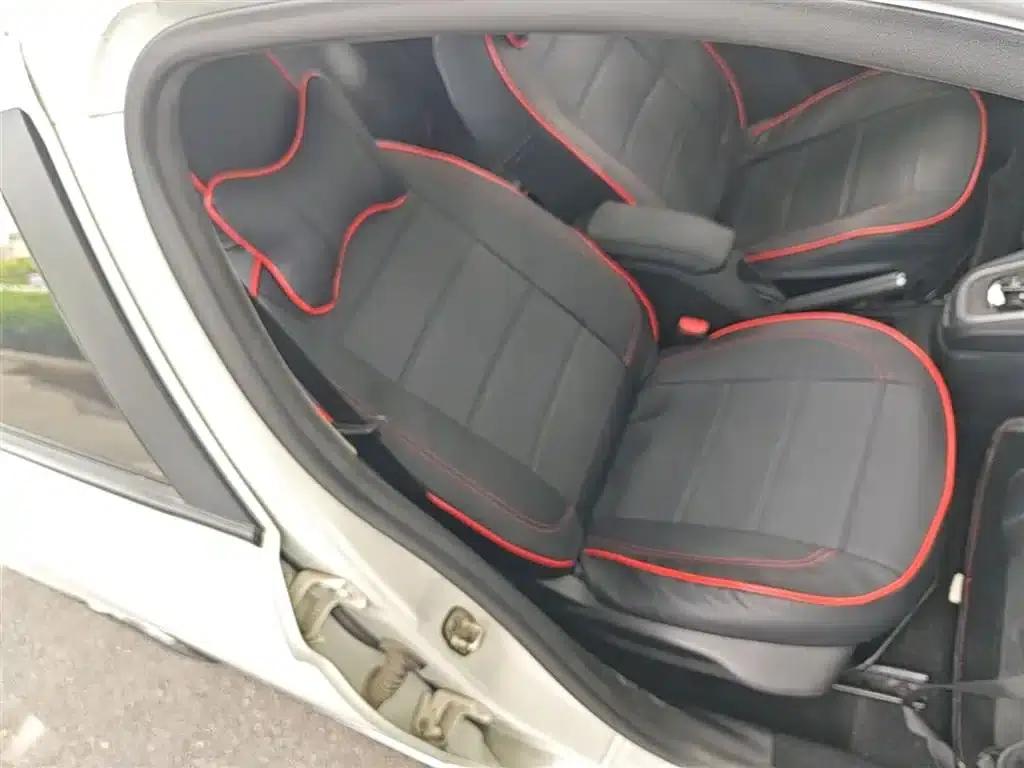 2016 Citroën Elysee 1.6L Automatic Comfort — миниатюра 25