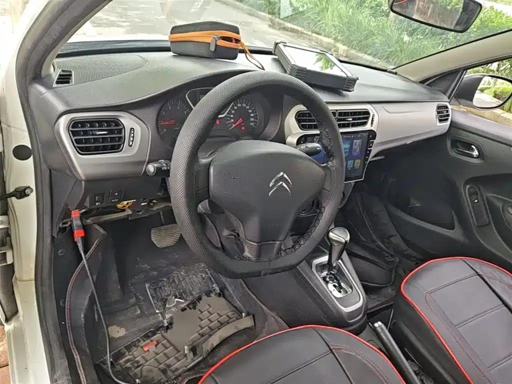 2016 Citroën Elysee 1.6L Automatic Comfort — миниатюра 10