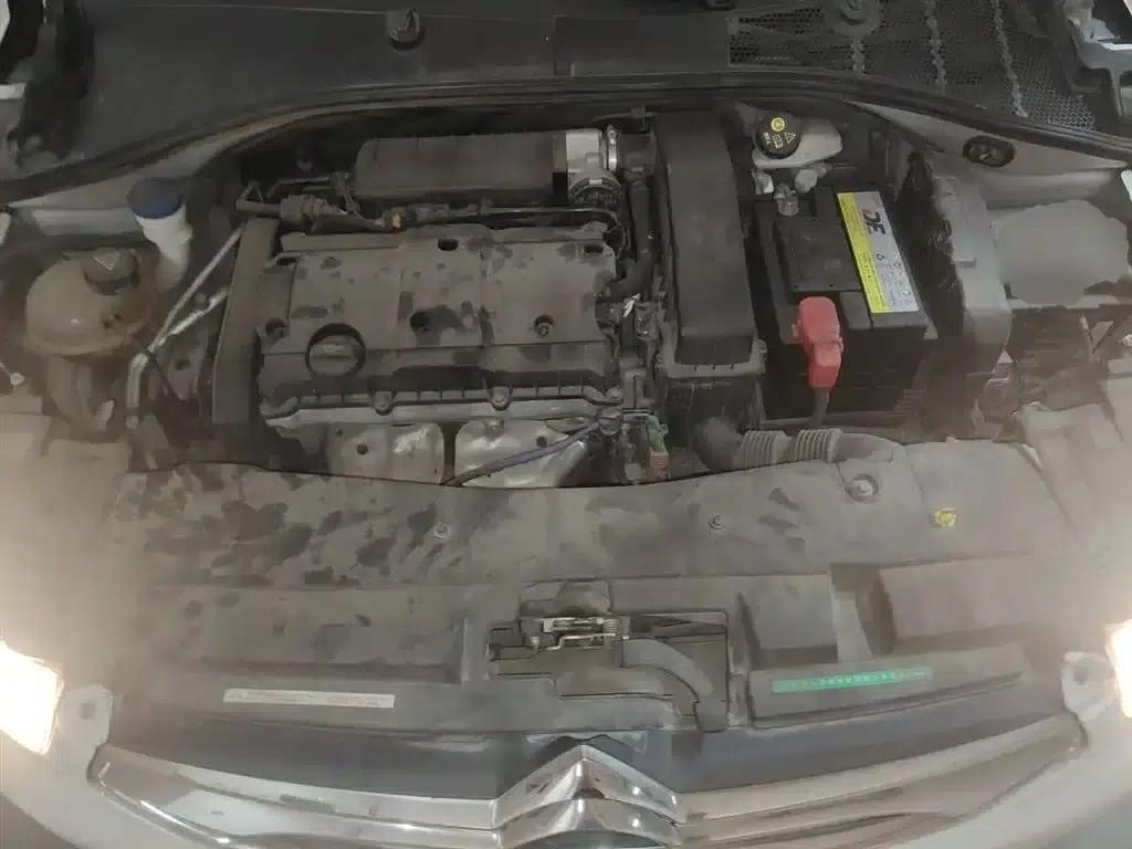 2015 Citroën Elysee Premium Edition 1.6L Automatic Fashion Model — миниатюра 11