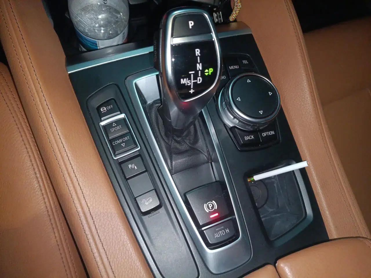 BMW X6 2015 xDrive35i Leading Model — миниатюра 15
