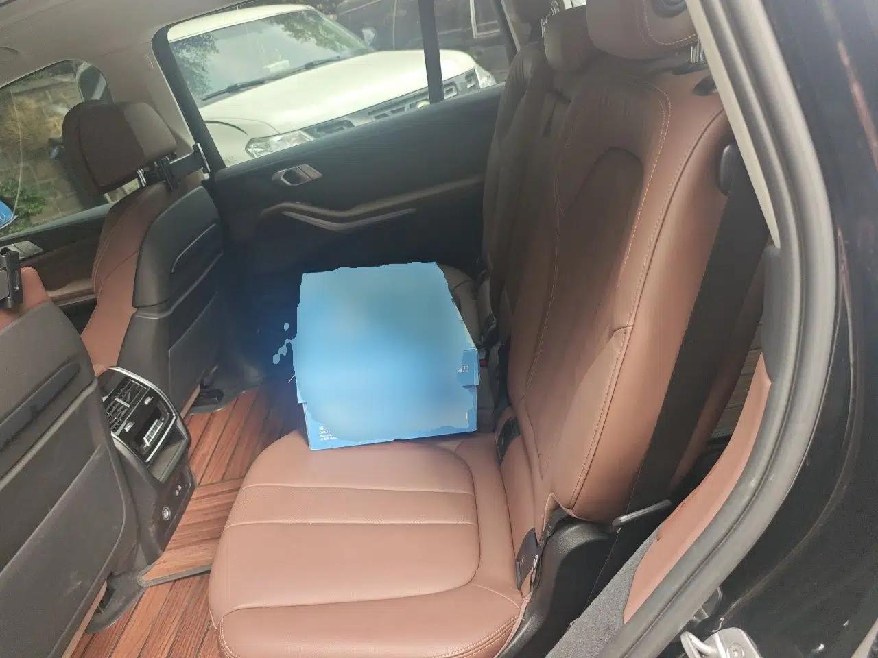 BMW X7 2022 xDrive40i Luxury Package with Leading Features — миниатюра 18
