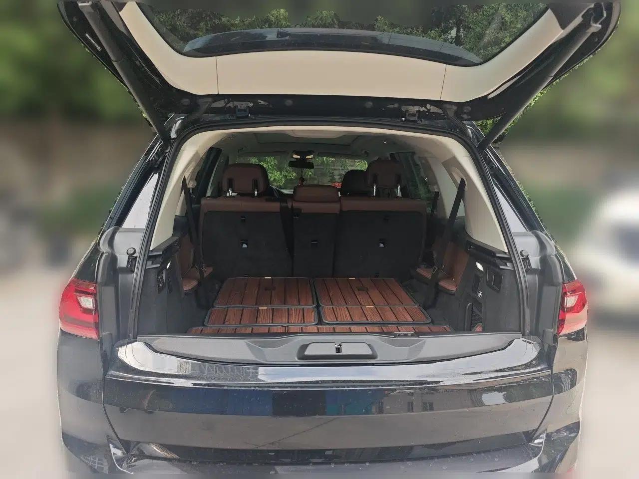BMW X7 2022 xDrive40i Luxury Package with Leading Features — миниатюра 20