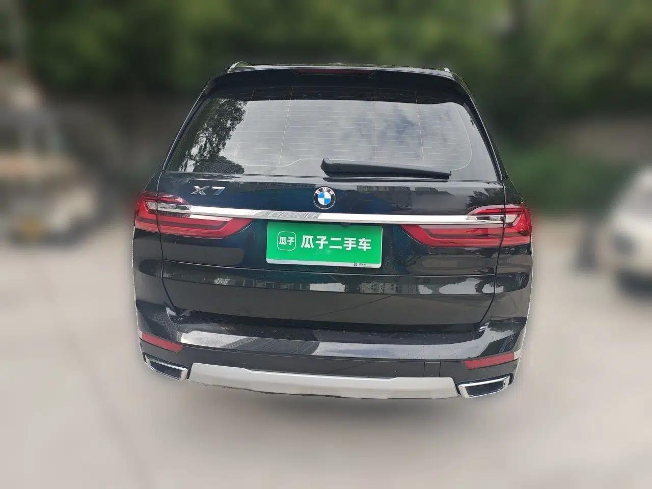 BMW X7 2022 xDrive40i Luxury Package with Leading Features — миниатюра 5