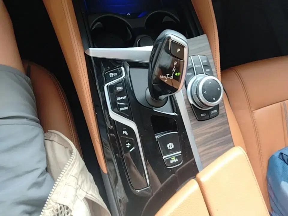 BMW 6 Series GT 2021 Updated 630i Luxury Design Package — миниатюра 17