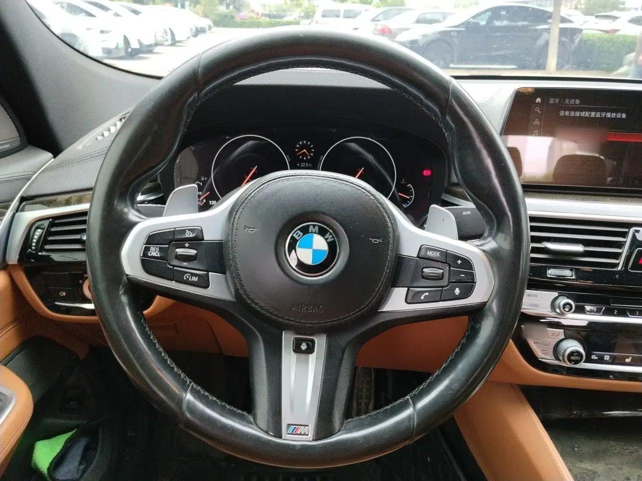 BMW 6 Series GT 2018 630i M Sport Package — миниатюра 11