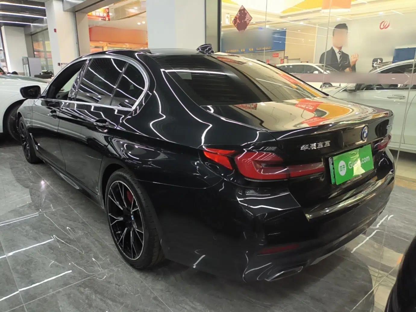 BMW 5 Series New Energy 2022 Restyled 535Le M Sport Package — миниатюра 4