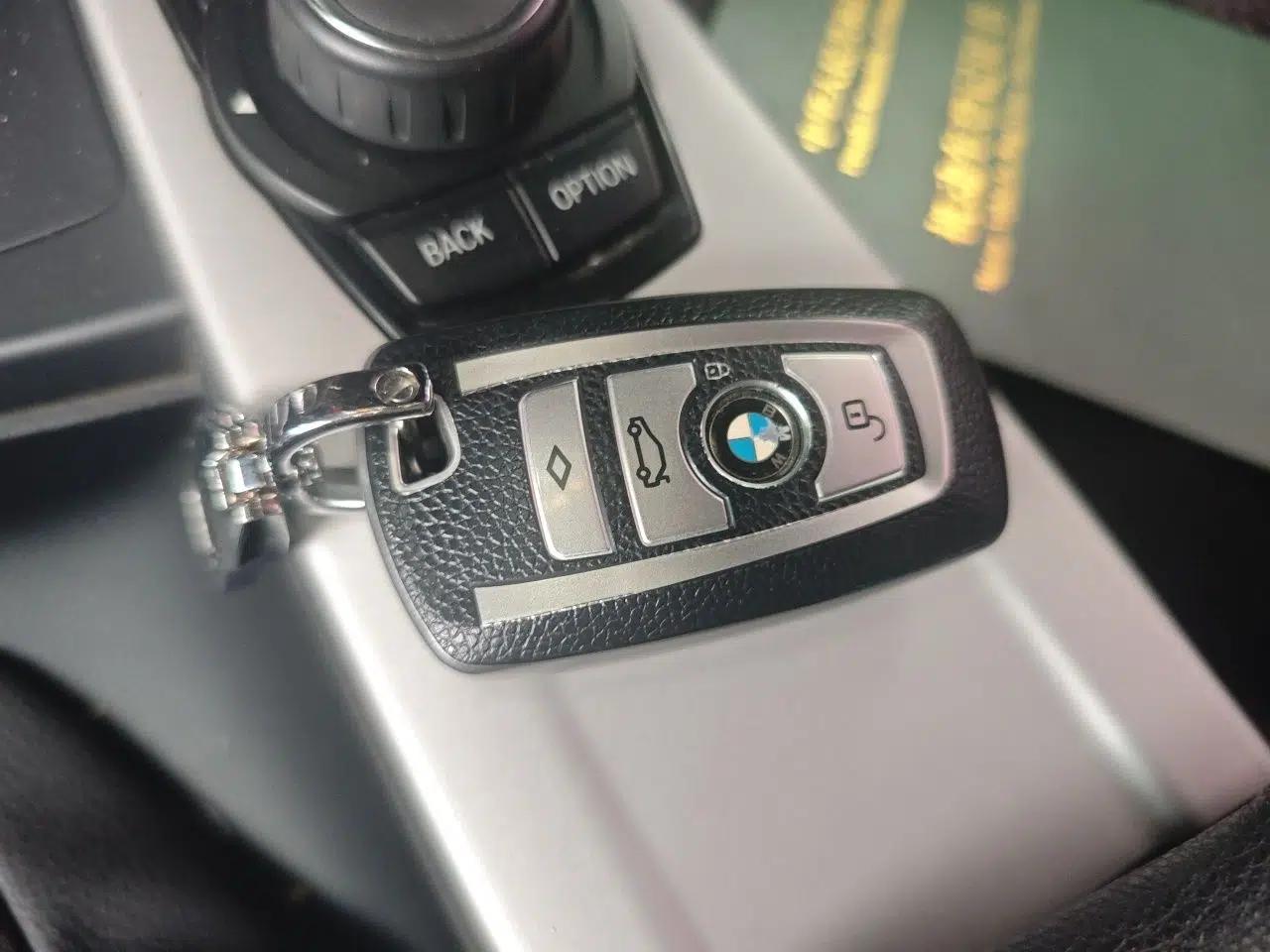 BMW 3 Series GT 2016 320i Fashion Model — миниатюра 9